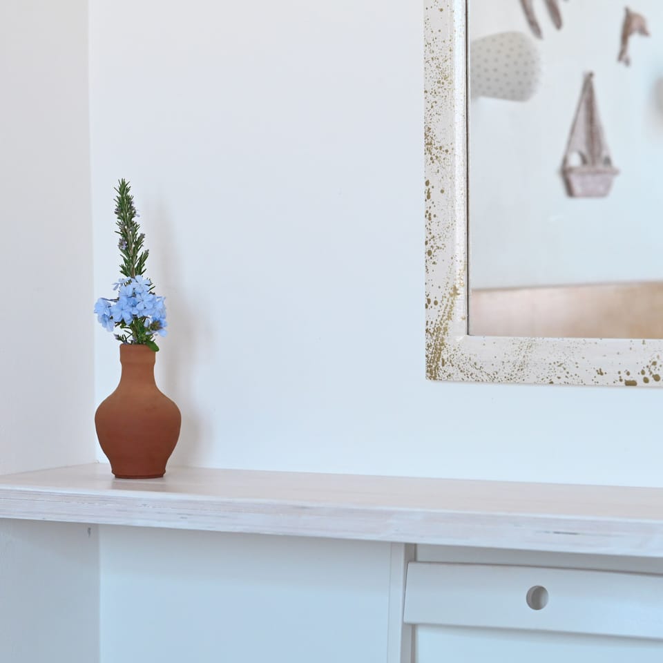 Grand Sea View Apartment | In-room safe, iron/ironing board, free WiFi, bed sheets