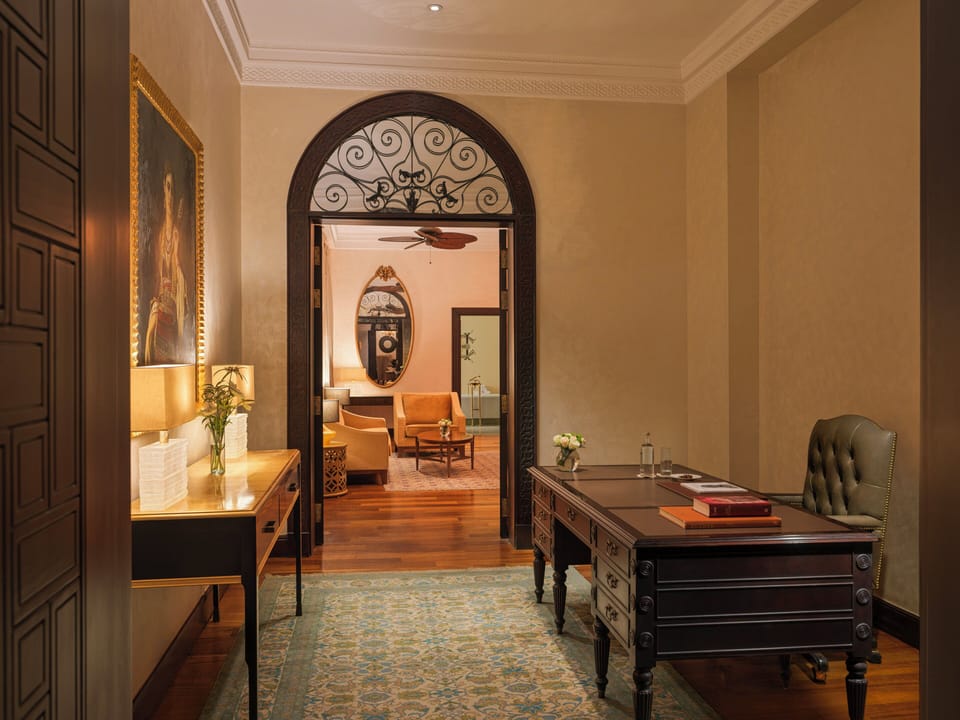 Suite (Agatha Christie, Nile View) | Egyptian cotton sheets, premium bedding, pillowtop beds, minibar