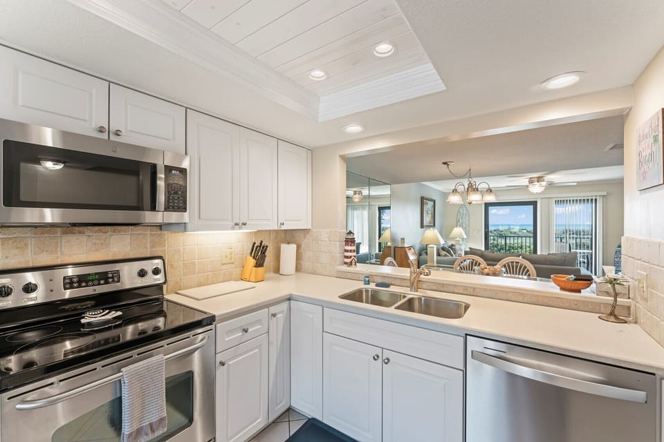 Kitchen with LR view