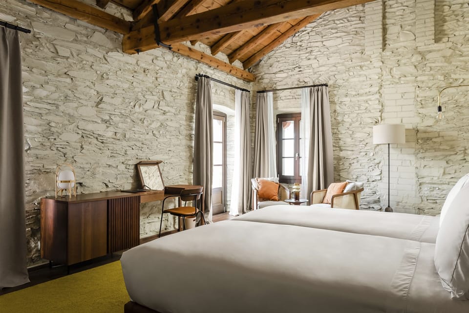 Premium bedding, down comforters, minibar, in-room safe