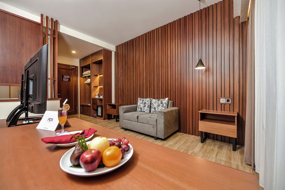 Executive Suite type | Desk, laptop workspace, soundproofing, free WiFi