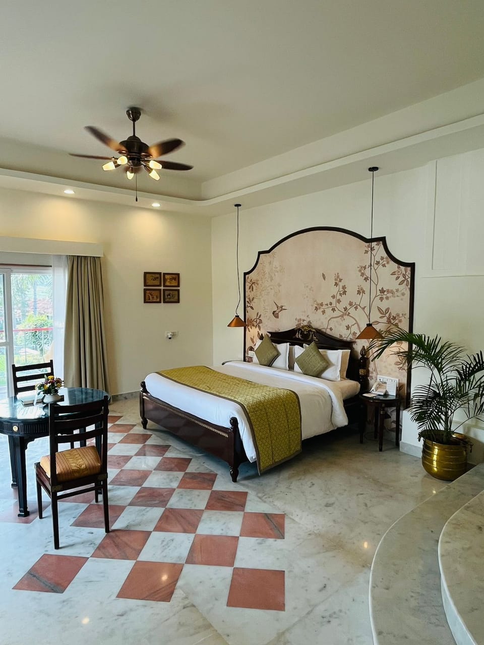Family Suite | Free minibar items, in-room safe, iron/ironing board, rollaway beds