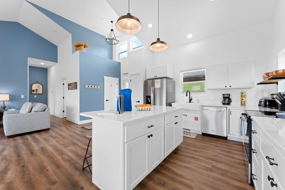 House, 5 Bedrooms | Private kitchen | Coffee/tea maker, fridge, oven, toaster