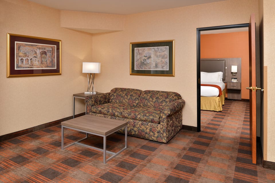Suite, 1 King Bed, Accessible | In-room safe, desk, blackout drapes, iron/ironing board