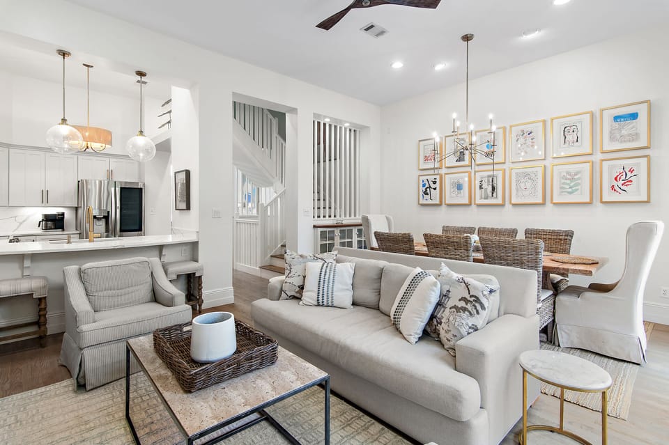 303 Ruskin - Seaside - Second Floor - Living, Dining, and Kitchen Area