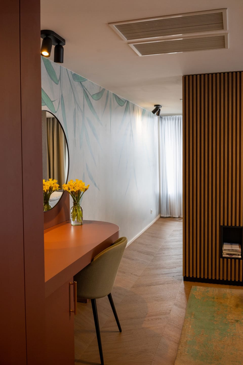In-room safe, free WiFi, bed sheets