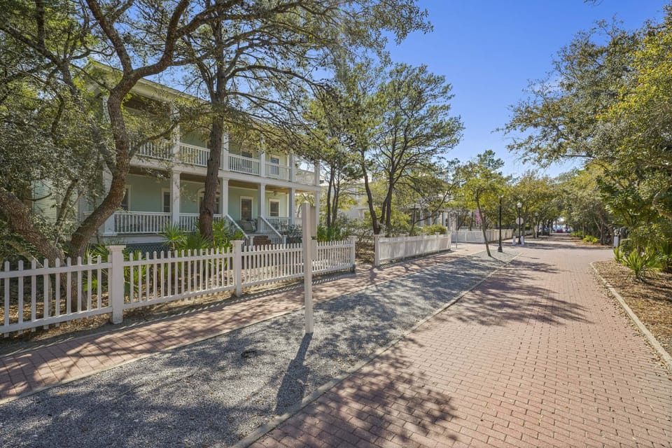 PRIVATE PARKING AND SHADED FRONT YARD