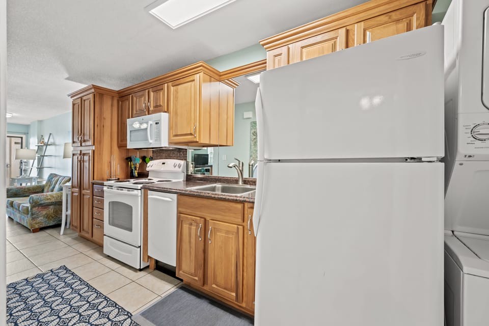 A fully stocked kitchen makes meal preparation a breeze.