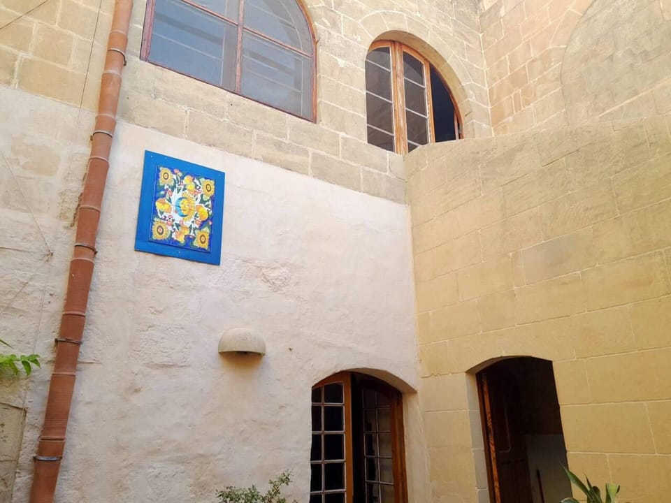 Villa | Exterior