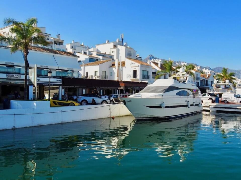 Marina