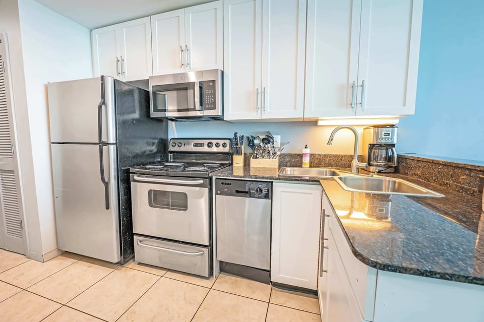 Large Kitchen Area
