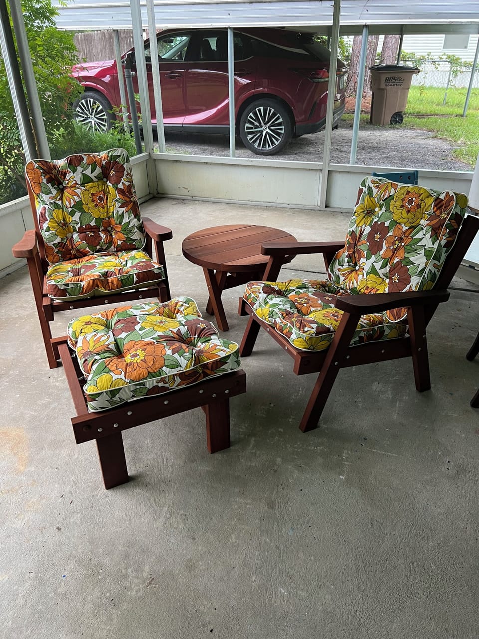 Sitting area on Back screen patio