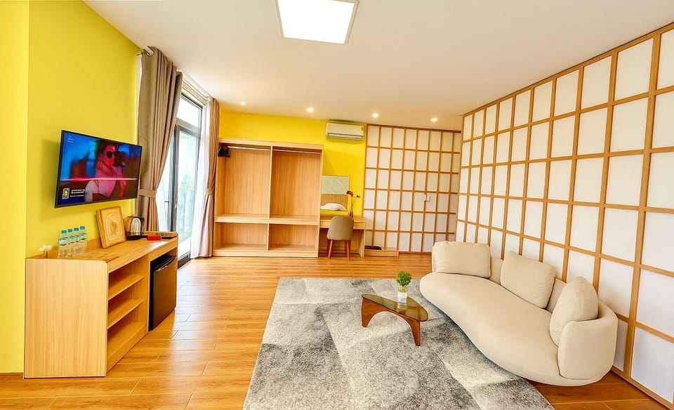 Deluxe Quadruple Room | Egyptian cotton sheets, premium bedding, memory foam beds, minibar