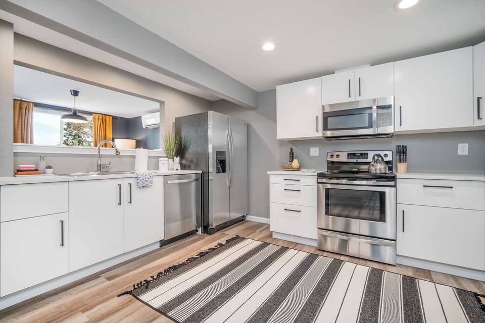 Large Kitchen with Full Size Stainless Appliances