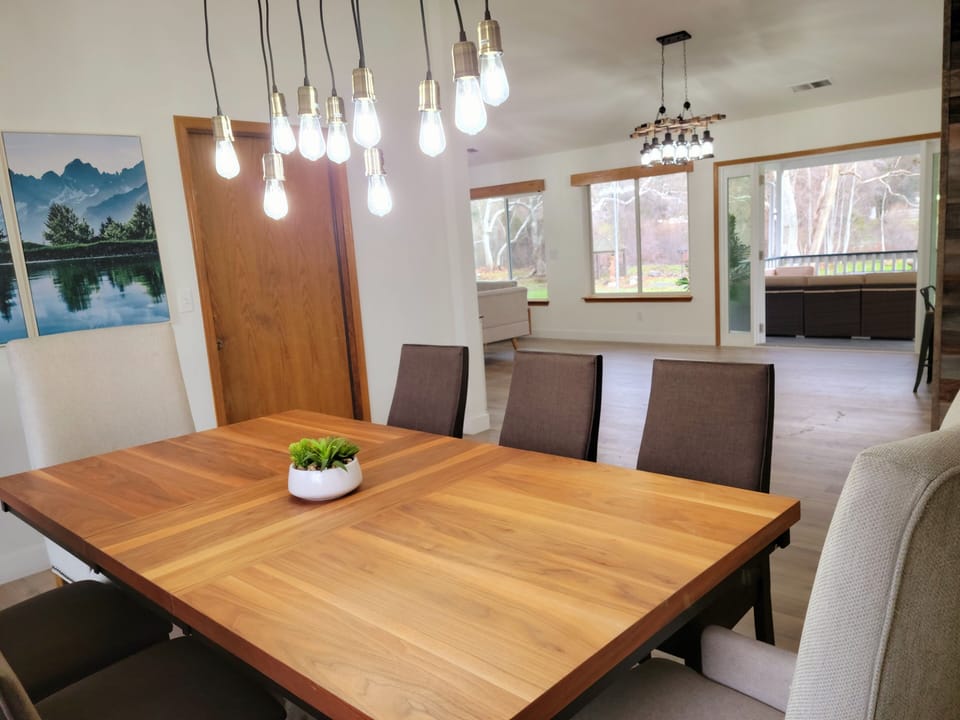 Dining table  is elegant and ready for your family parties