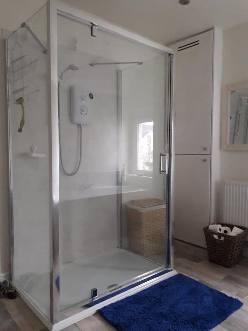 Double eco shower