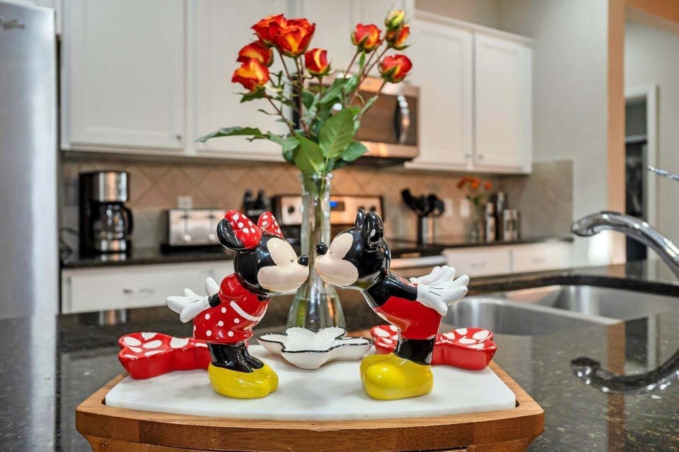 Tasteful decor!