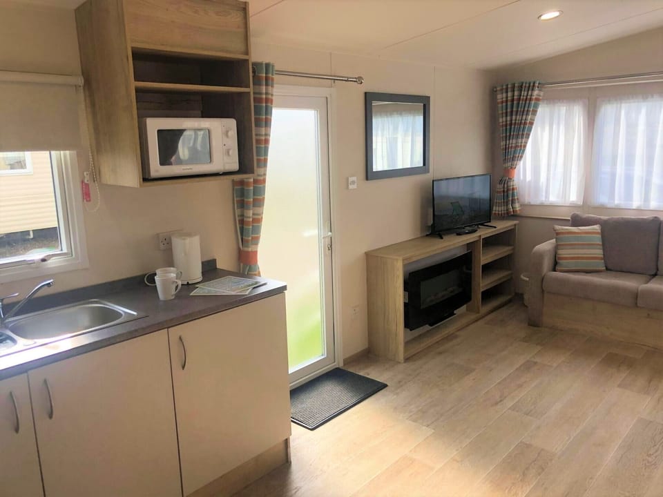Deluxe Mobile Home