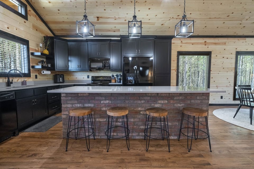 Dream kitchen for any cook!  Tons of storage and stocked with everything you would need to prepare a meal.