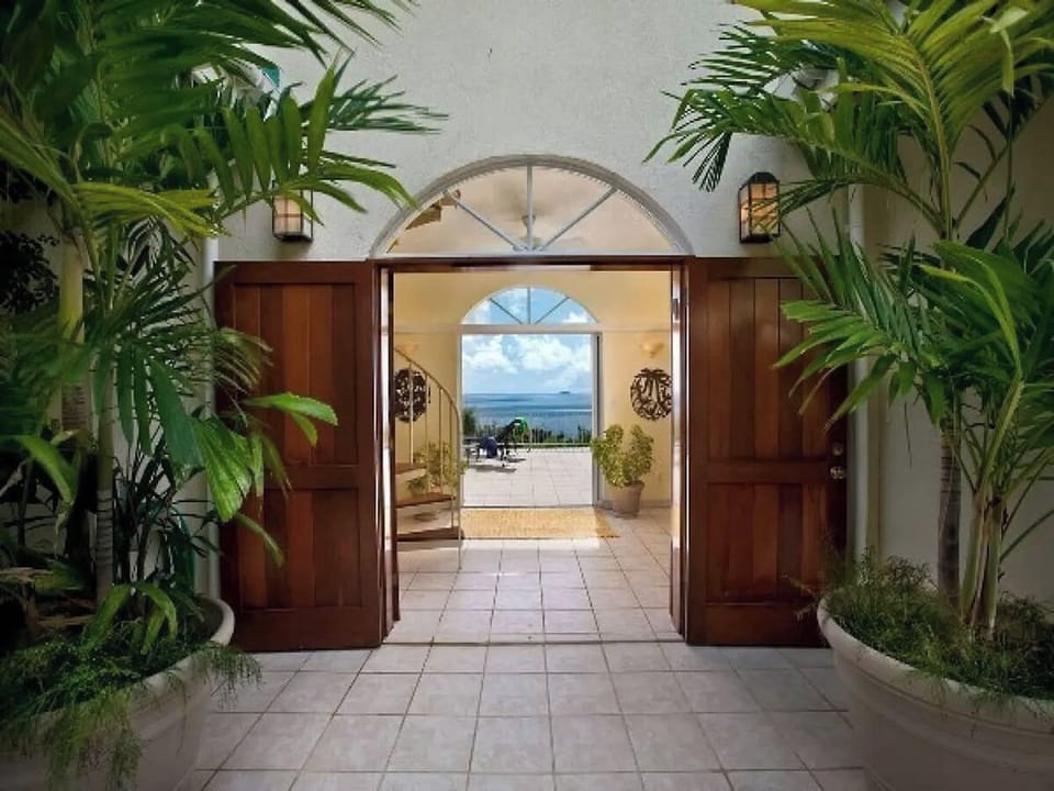The entrance to Villa Splendore - your vacation is about to begin