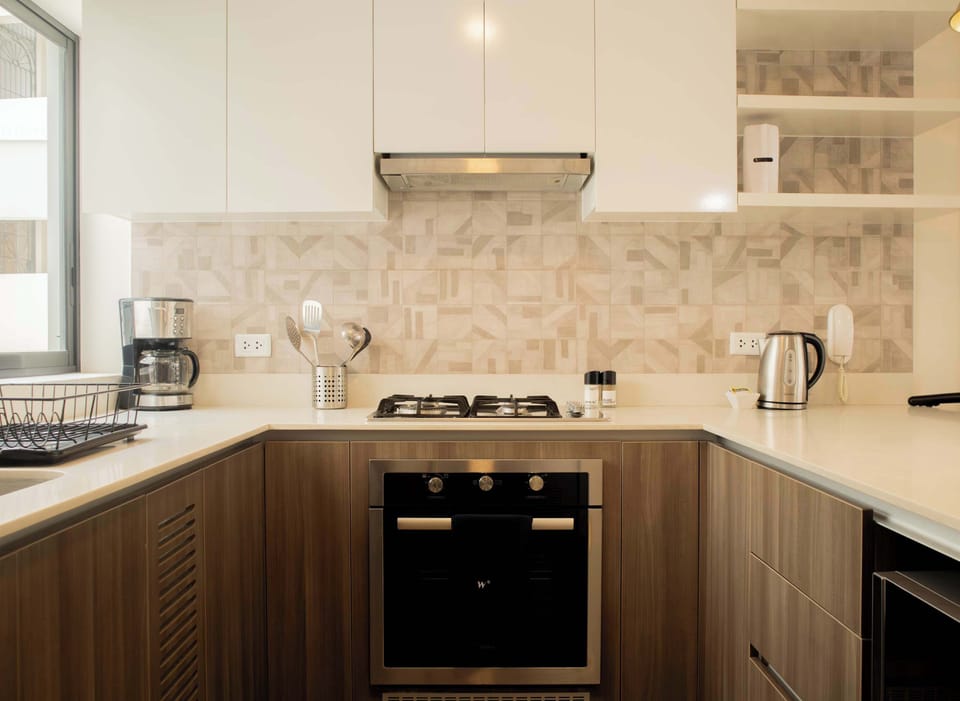 Equipped and functional kitchen