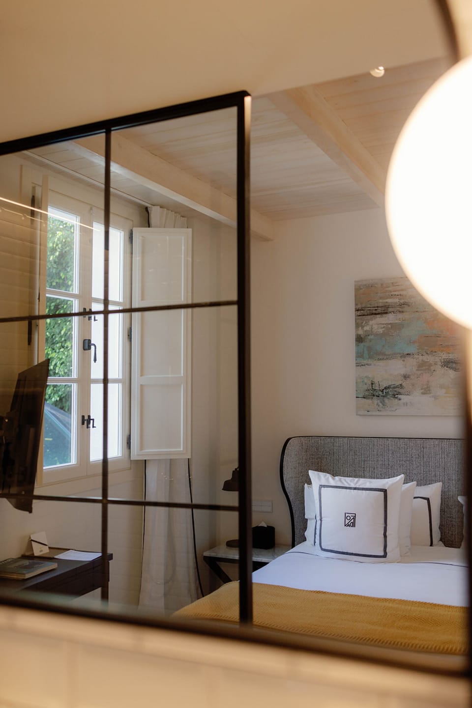 Egyptian cotton sheets, premium bedding, minibar, in-room safe