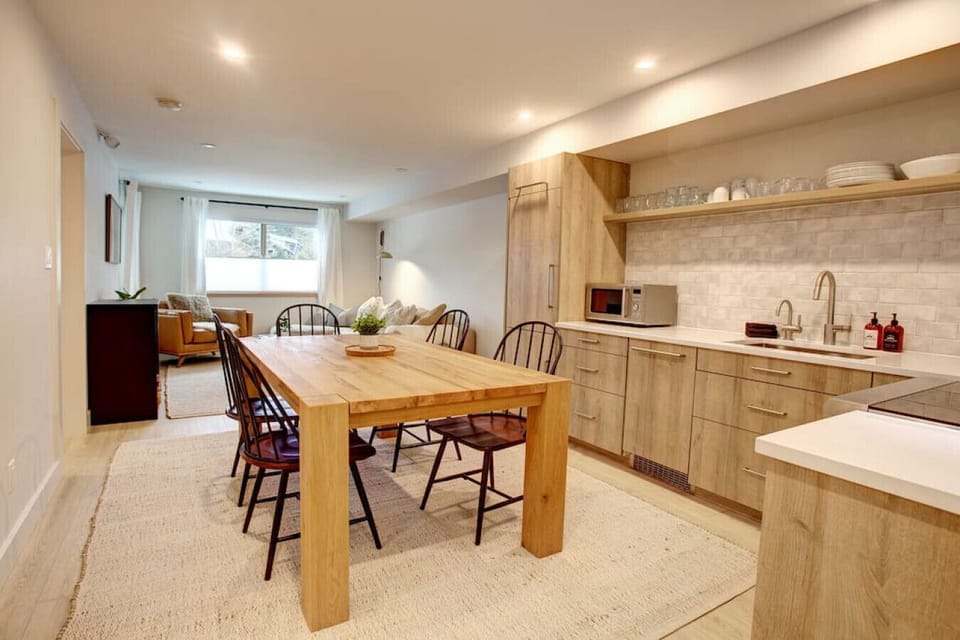 `The condo was clearly much-loved and recently remodeled. Clean, up-to-date, uncluttered and everything worked well. `~ChrisKitchen/Living and Dining Room all on ONE SPACIOUS Floor.