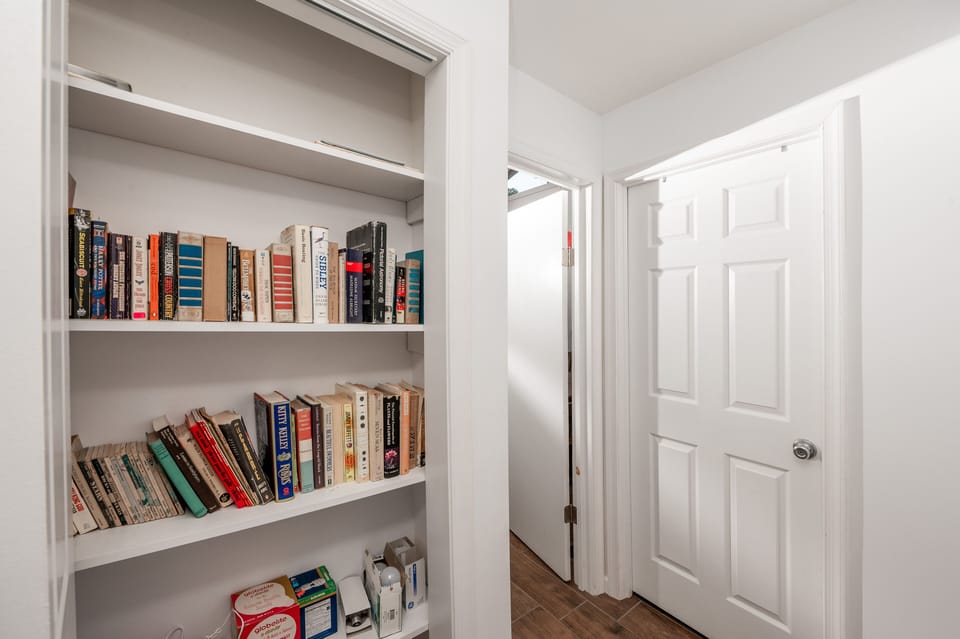 Bookshelf / Hallway