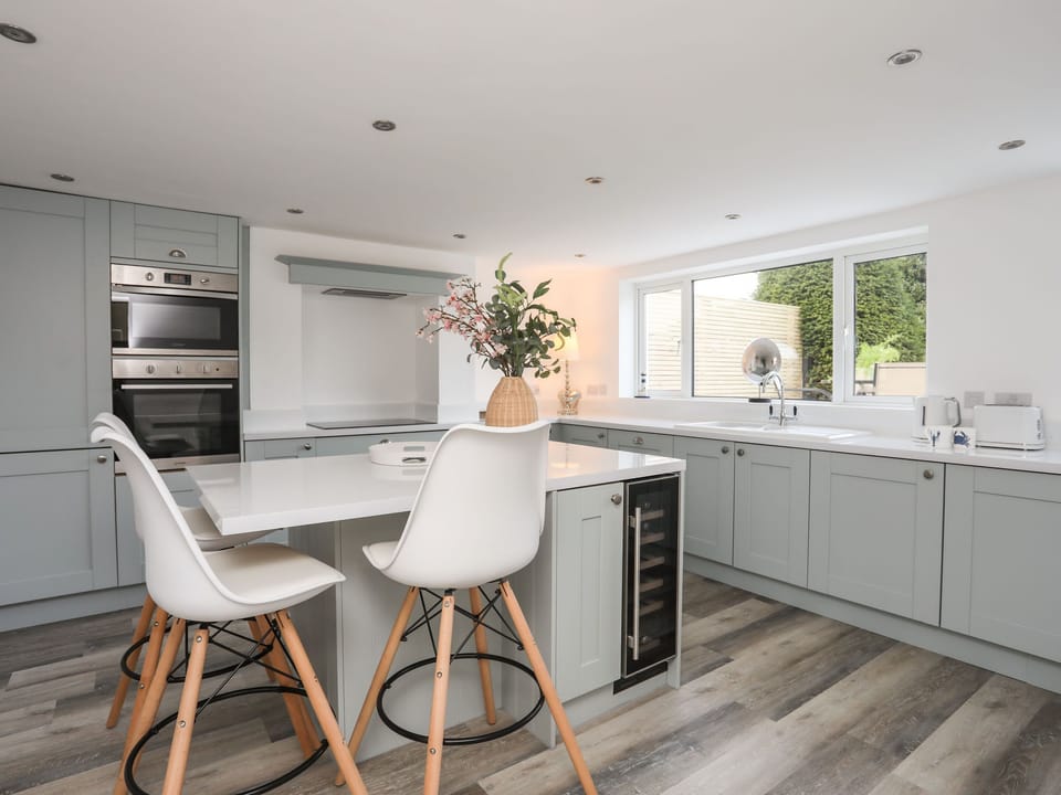 Cottage | Interior