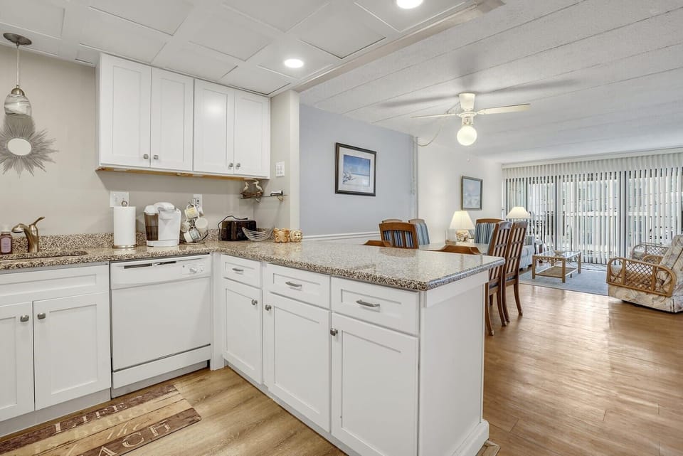 Condo, 2 Bedrooms | Private kitchen | Coffee/tea maker, fridge, toaster