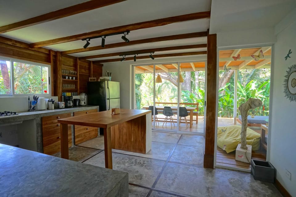 The kitchen is equipped with everything you need to cook