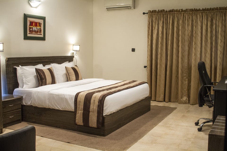 In-room safe, blackout drapes, free WiFi, bed sheets