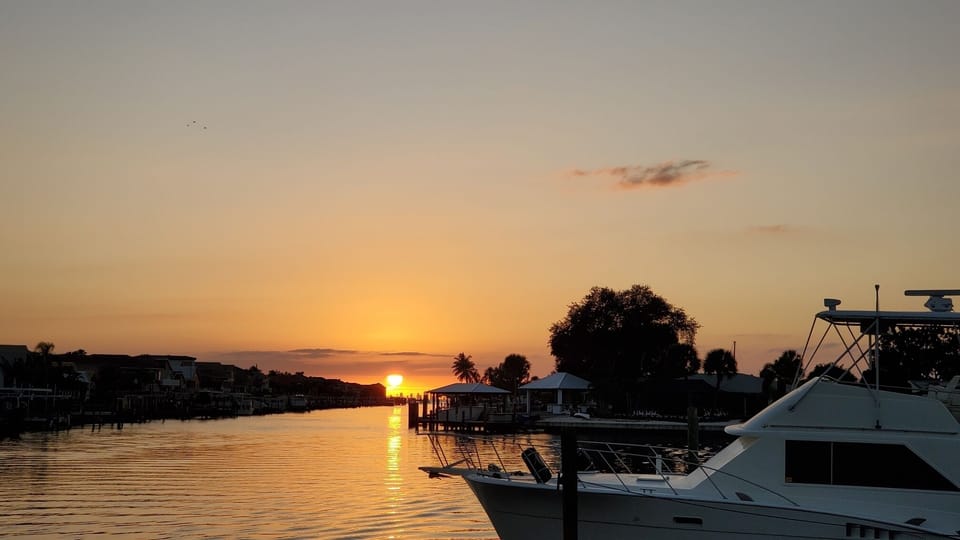 Breathtaking Sunsets from your private dock!