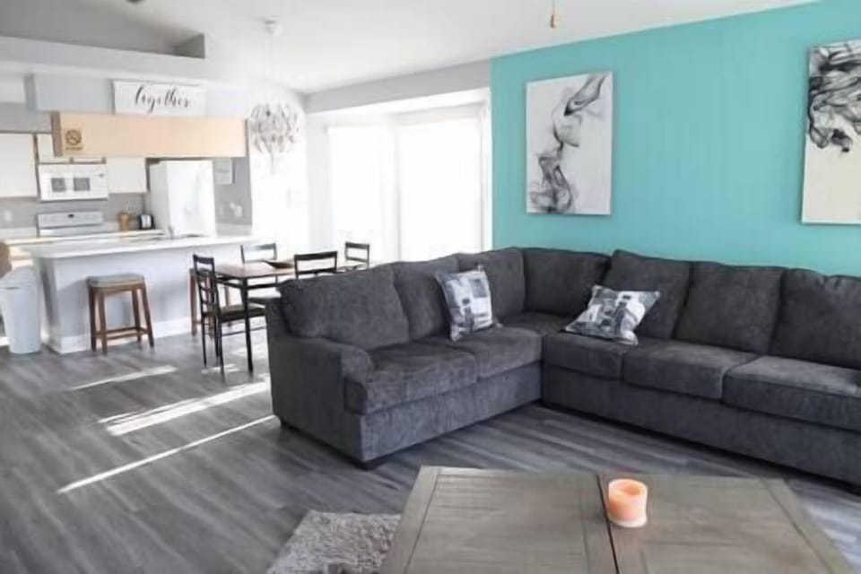 B193dc64 3674 46a9 9ce0 f945f2db43bd