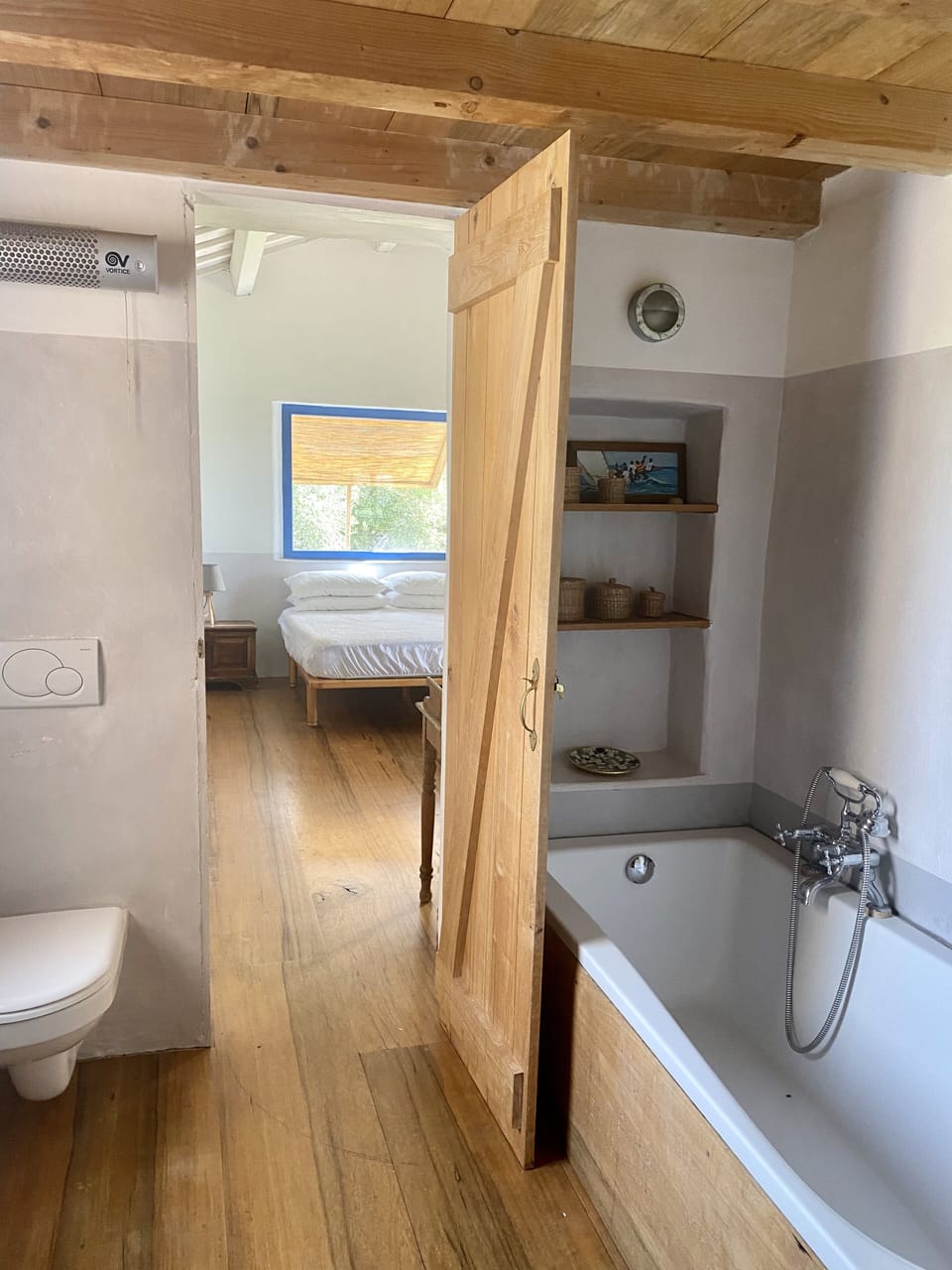 en-suite bathroom