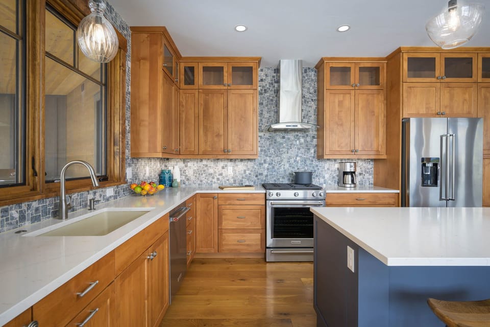 Tons of counter space for the chef in your group