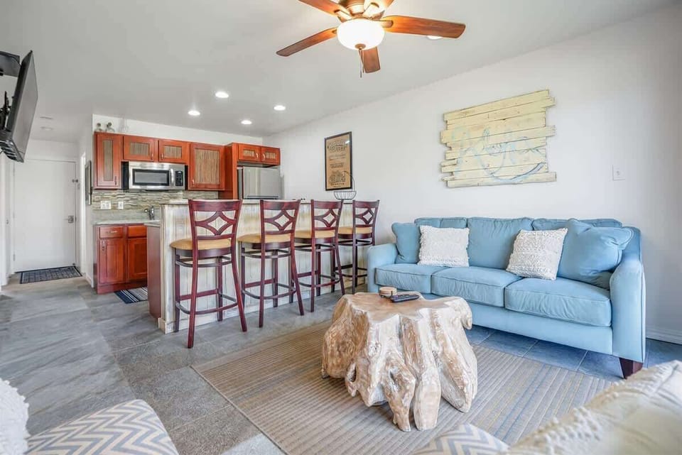 Living Room And Kitchen