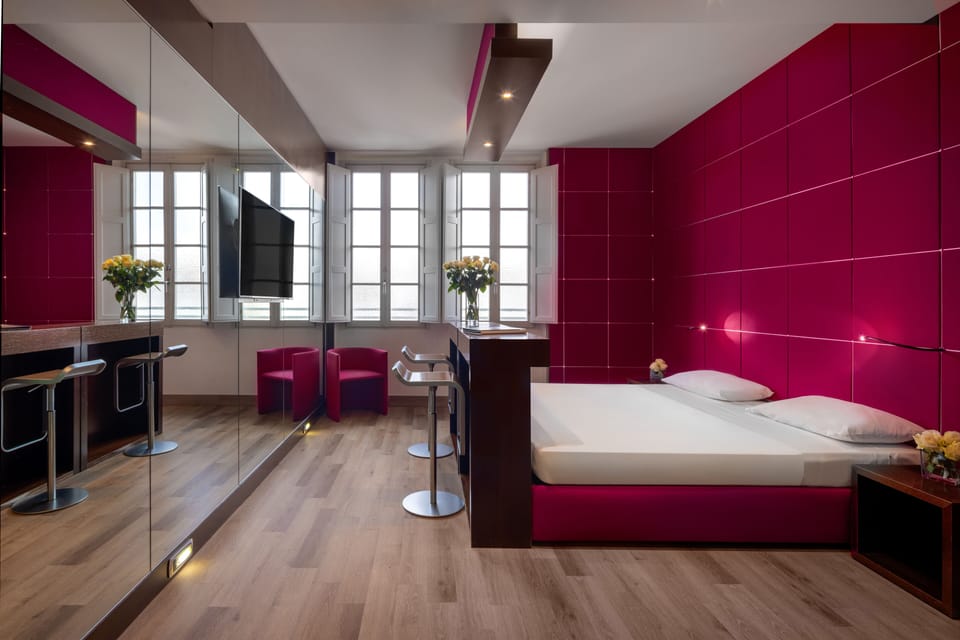 Premium bedding, pillowtop beds, minibar, in-room safe