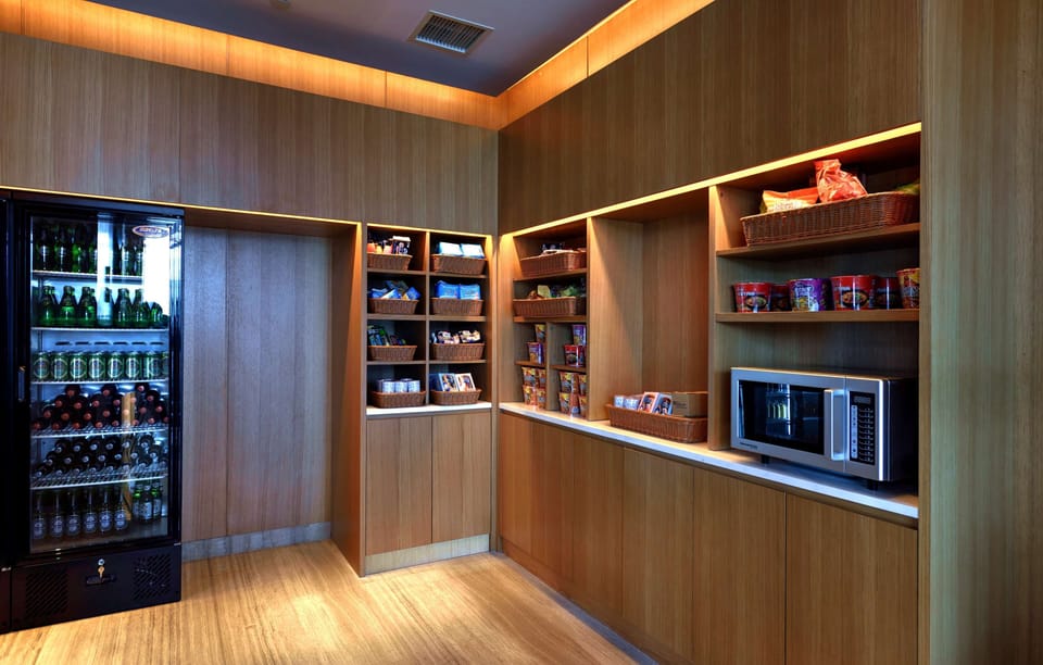 Snack bar