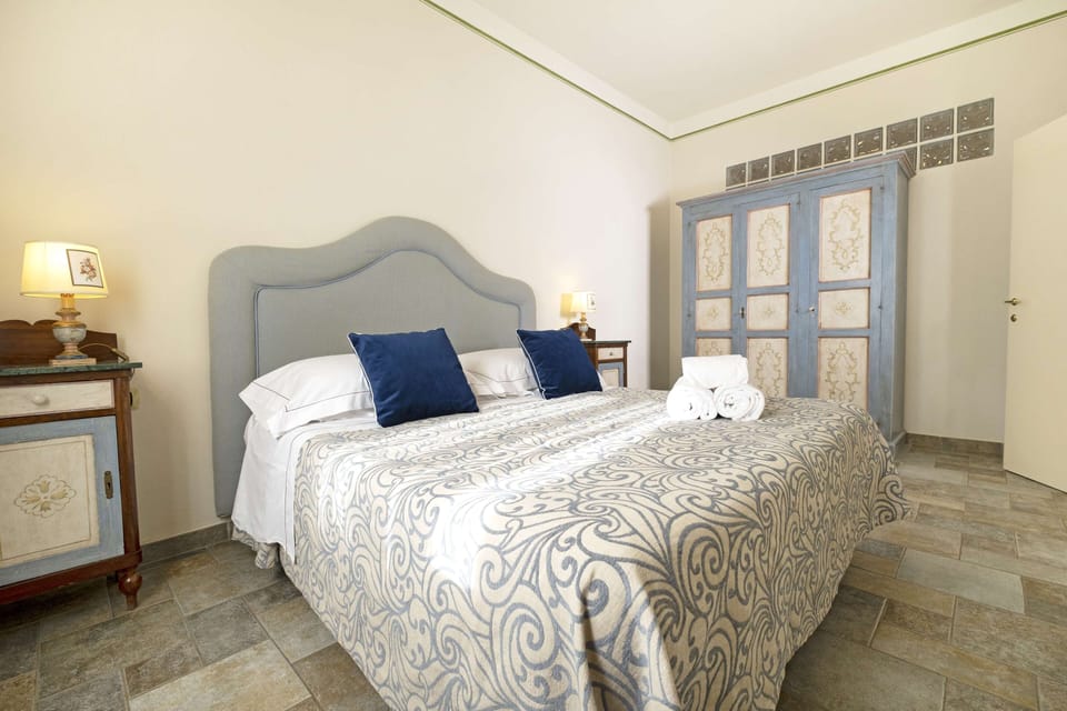Apartment, 1 Bedroom | Premium bedding, in-room safe, desk, WiFi (free)