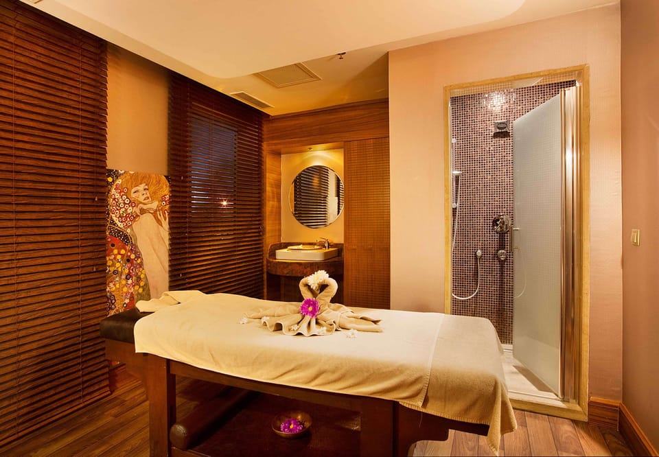 Turkish bath, body scrubs, facials