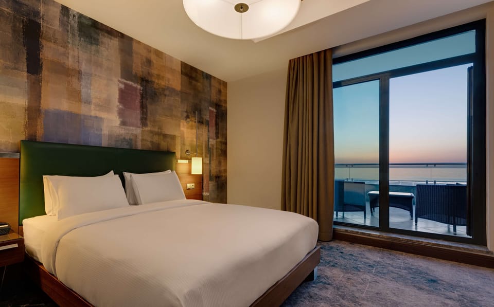 Minibar, in-room safe, desk, soundproofing