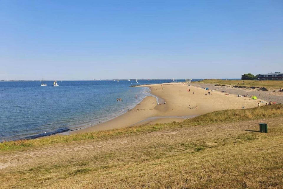 Region [summer] (>5 km)