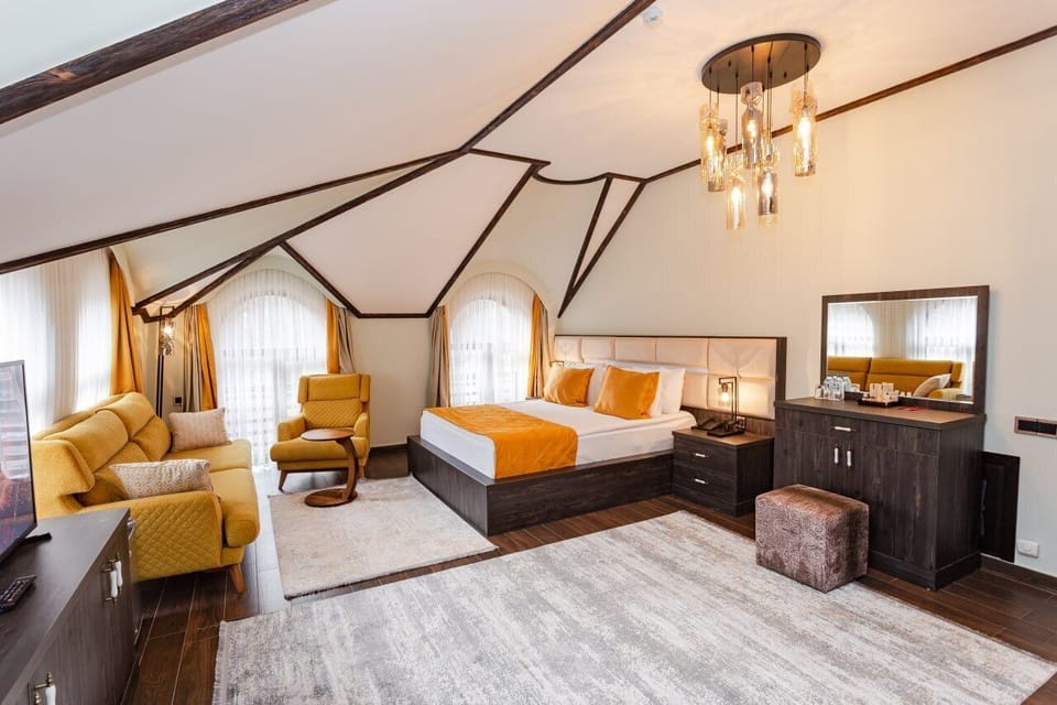 Deluxe Double Room | Premium bedding, minibar, desk, laptop workspace