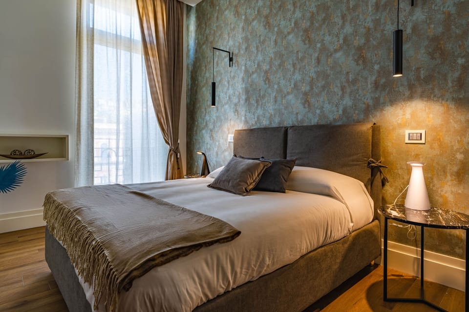 Deluxe Double or Twin Room | Frette Italian sheets, premium bedding, down comforters, minibar