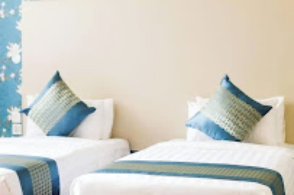 Deluxe Double Room | Premium bedding, Select Comfort beds, in-room safe, laptop workspace