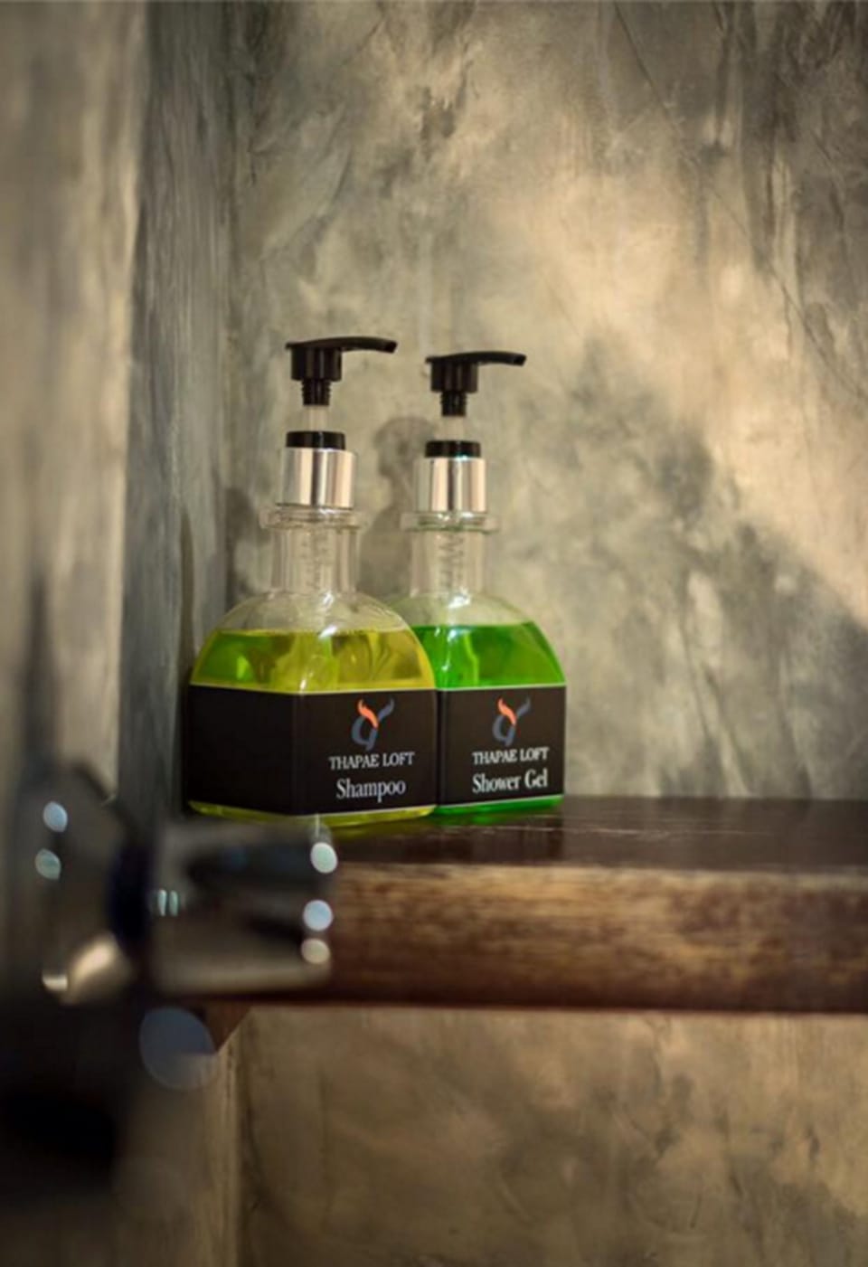 Shower, free toiletries, hair dryer, bathrobes