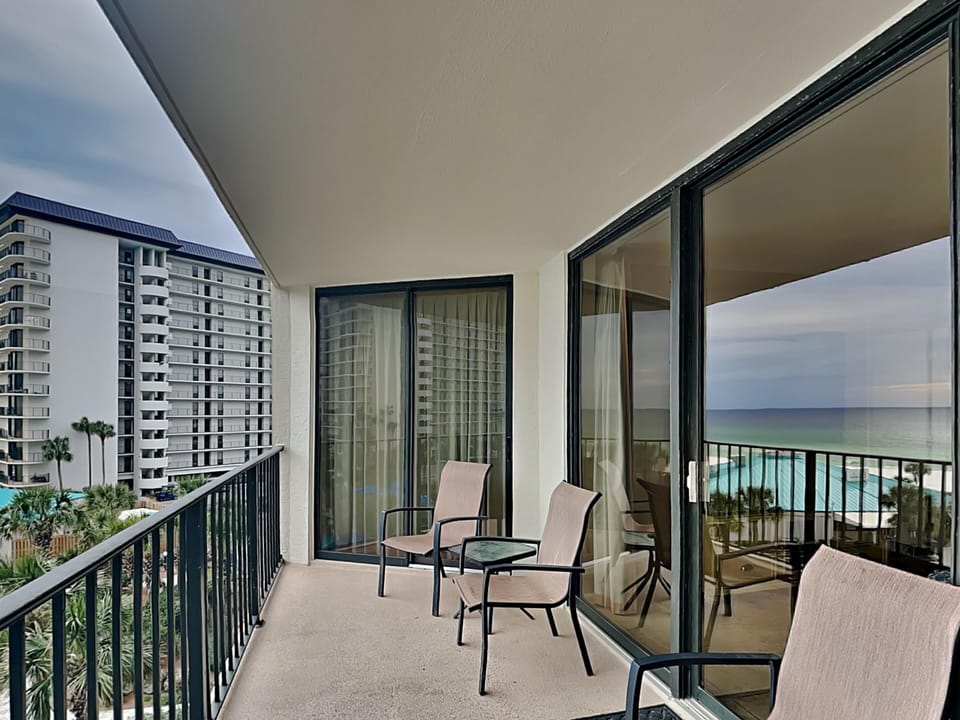 Welcome to Edgewater Tower I #409