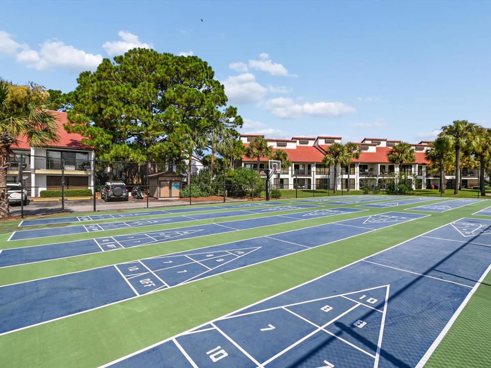 Edgewater Beach & Golf Resort Shuffleboard Court