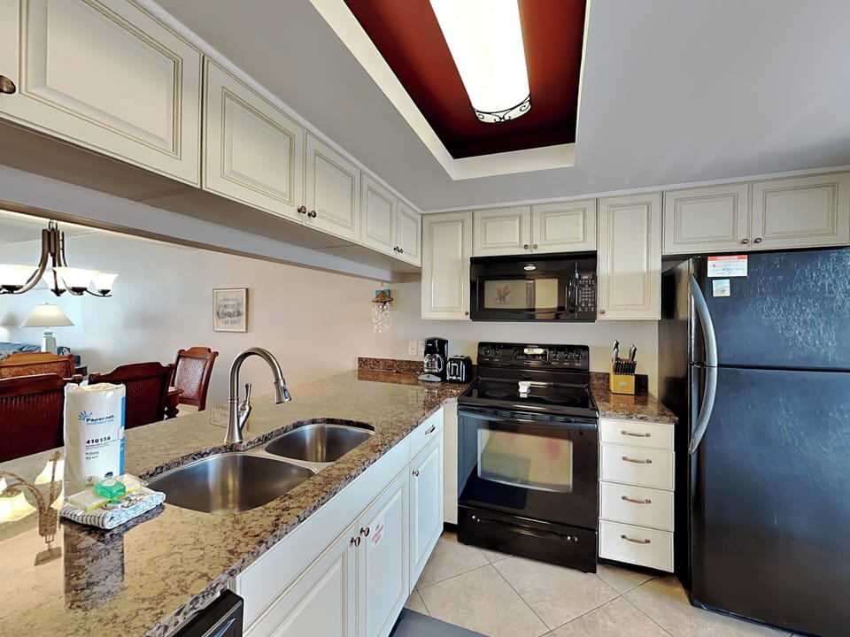 Kitchen - Modern Appliances